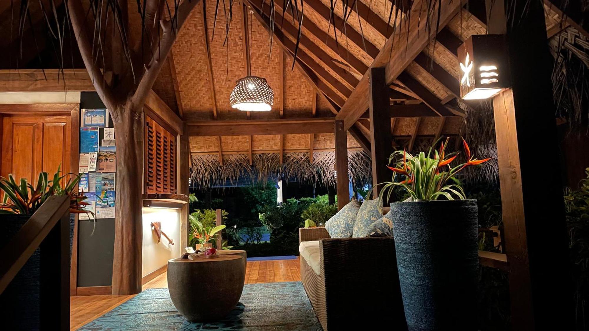 Etu Moana Boutique Beach Villas - Adults Only Arutanga Exterior photo
