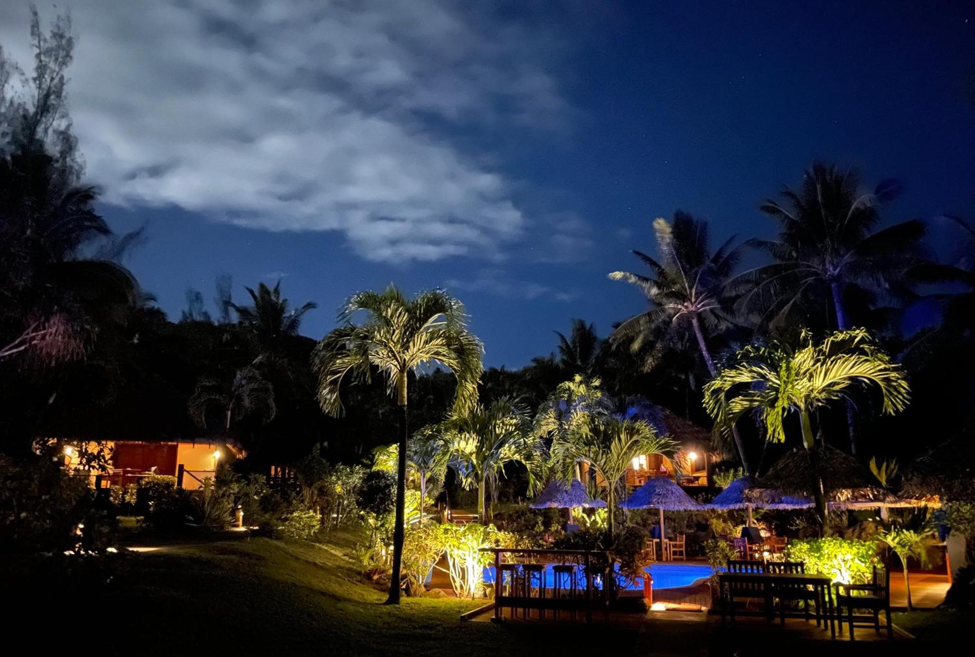 Etu Moana Boutique Beach Villas - Adults Only Arutanga Exterior photo